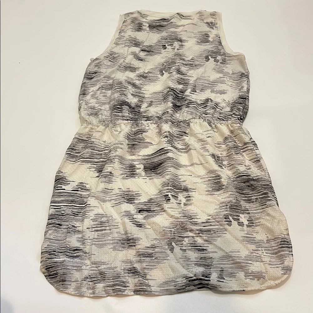 Vince Silk Black and White Patterned Dress - Picture 8 of 9